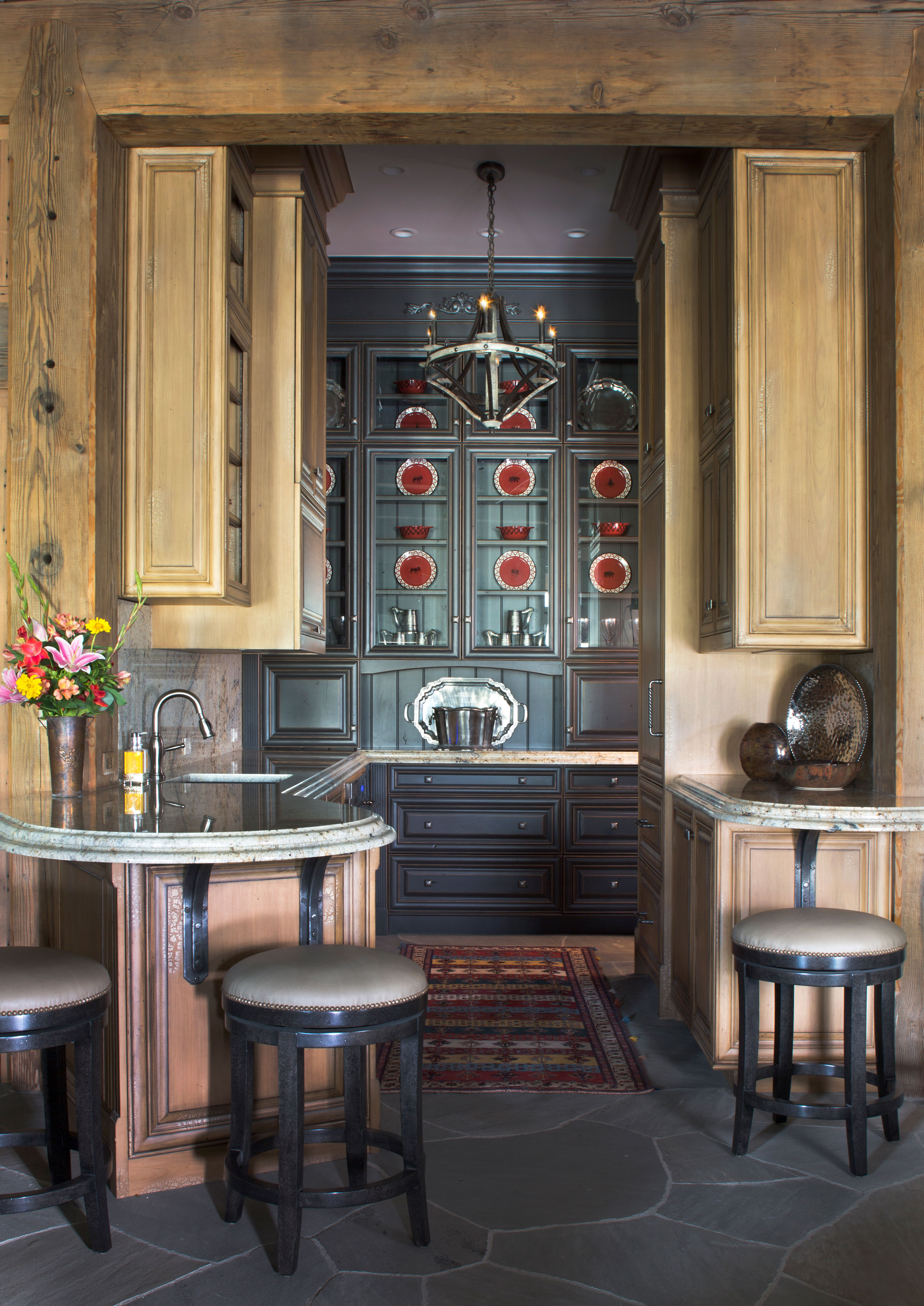 Country-Rustic Kitchen - Piney 1